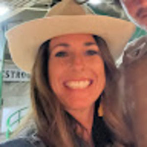 Meet your Posher, Crystal